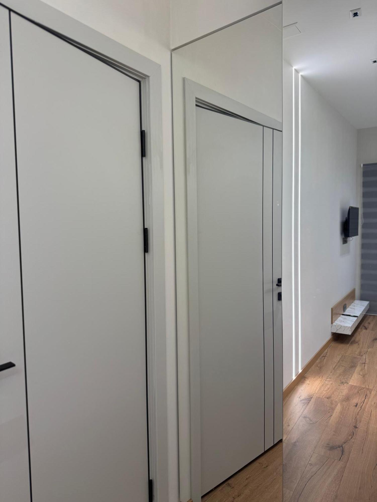 Aygestan Plaza Aparthotel Jerevan Buitenkant foto